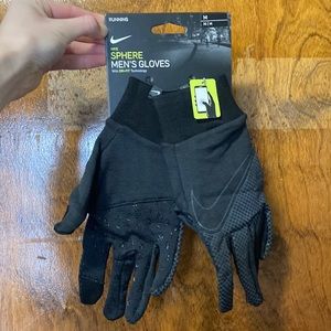 Nike Sphere Men’s Gloves with Dri-Fit Technology